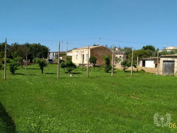 Freistehendes Landhaus mit Meerblick zum Renovieren - Scicli 5
